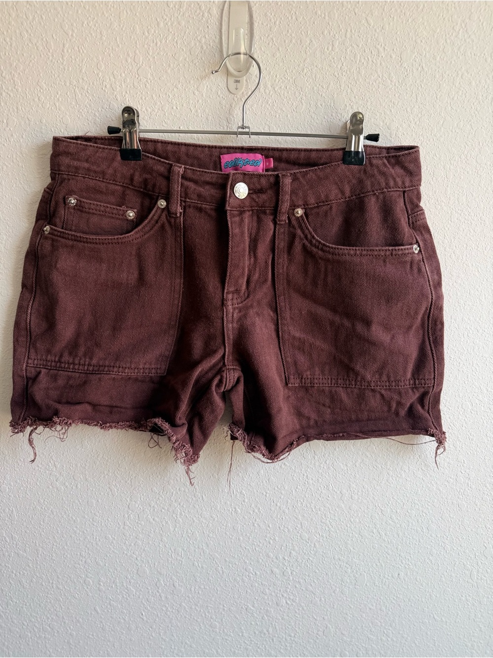 EDIKTED Women's Raw-Hem Low Rise Denim Shorts